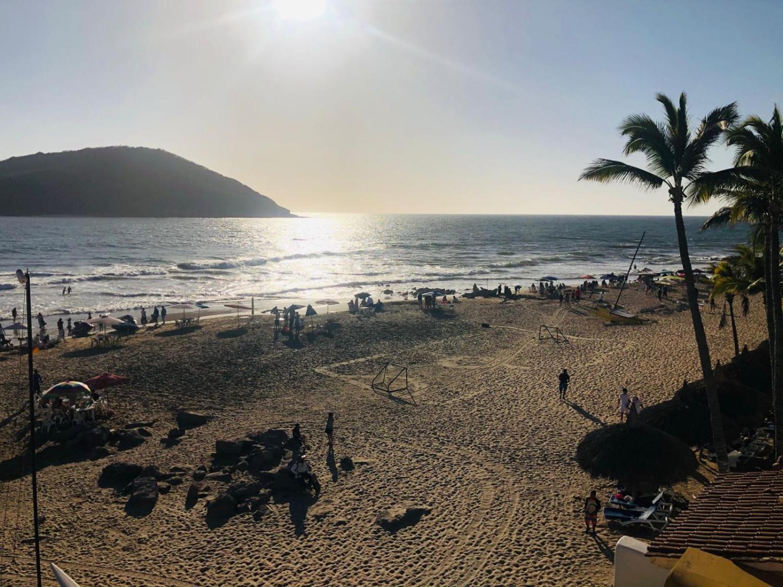 Playa Suites Mazatlan Room photo