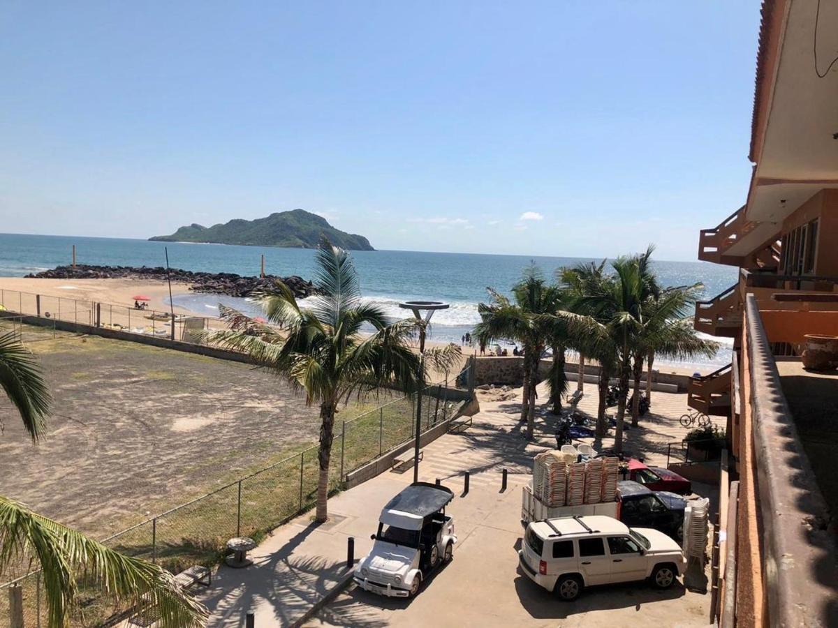 Playa Suites Mazatlan Exterior photo